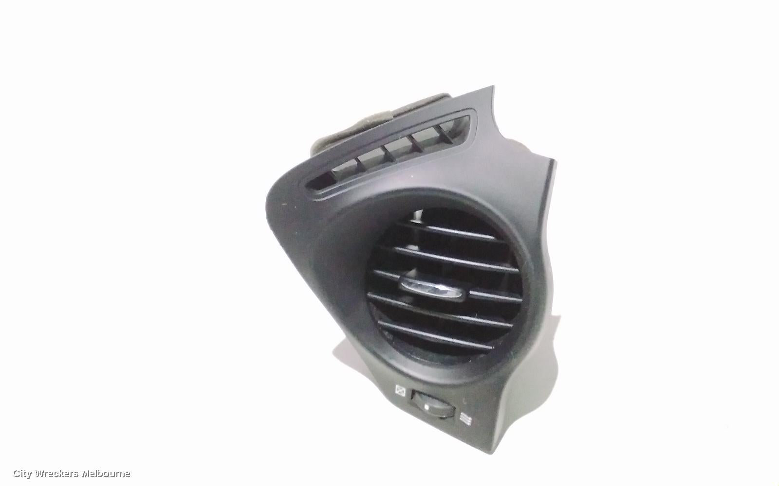 LEXUS IS250/IS250C, GSE20R 11/2005 - 07/2013, RH AIRVENT: 91445 - Image 2
