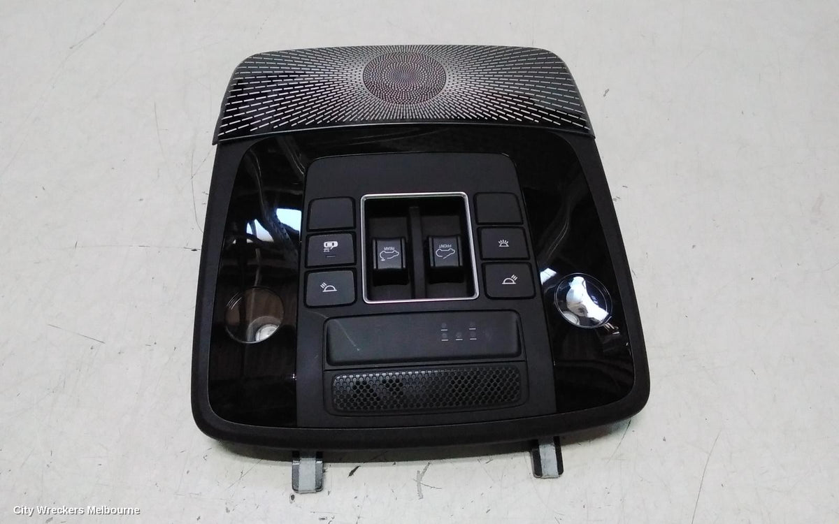 KIA CARNIVAL/GRAND CARNIVAL COURTESY LIGHT, KA4, CENTRE LIGHT, W/ SUNROOF TYPE, 10/2020 ONWARDS - Image 2
