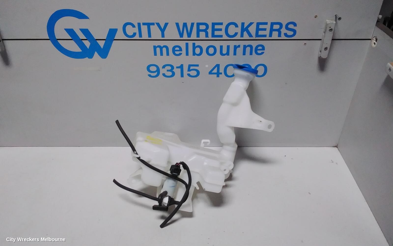 HONDA HRV WASHER BOTTLE, RU, 12/2014 - 10/2021 - Image 2