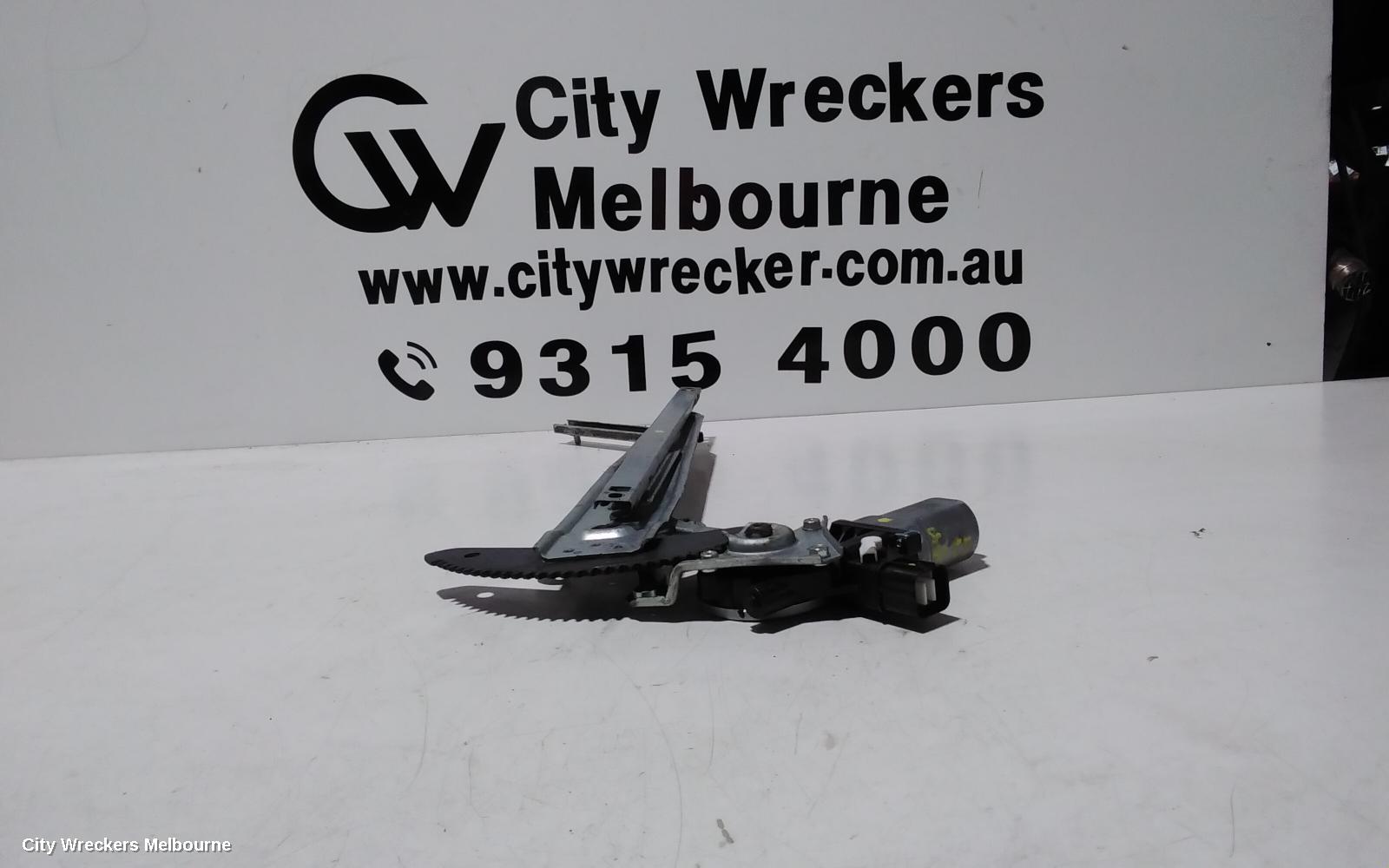 HOLDEN COLORADO RIGHT FRONT WINDOW REG/MOTOR, RG, 06/2012 - 12/2020 - Image 1