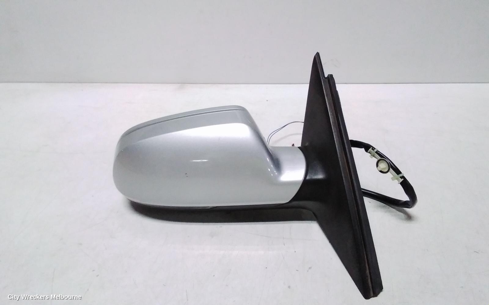 AUDI A4 RIGHT DOOR MIRROR, B8 8K, A4, MANUAL FOLD, NO LANE CHANGE ASSIST TYPE, 1 PLUG (6 WIRE), 02/2008 - 05/2009 - Image 2