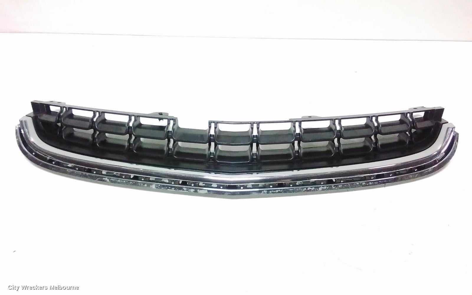 HOLDEN CAPTIVA GRILLE, BUMPER GRILLE (CENTRE), CG, CAPTIVA 5 (4TH VIN = D), 01/2011 - 09/2015 - Image 2