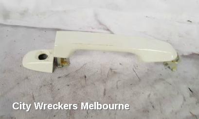 TOYOTA CAMRY DOOR HANDLE, OUTER, RH FRONT, ALTISE, ASV50, 12/2011 - 05/2015 - Image 2