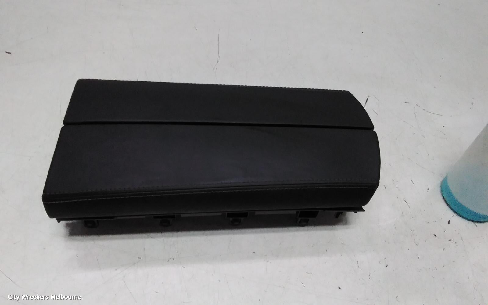 NISSAN XTRAIL CONSOLE, T33, CONSOLE LID ONLY, LEATHER, BLACK, 08/2022 ONWARDS - Image 2