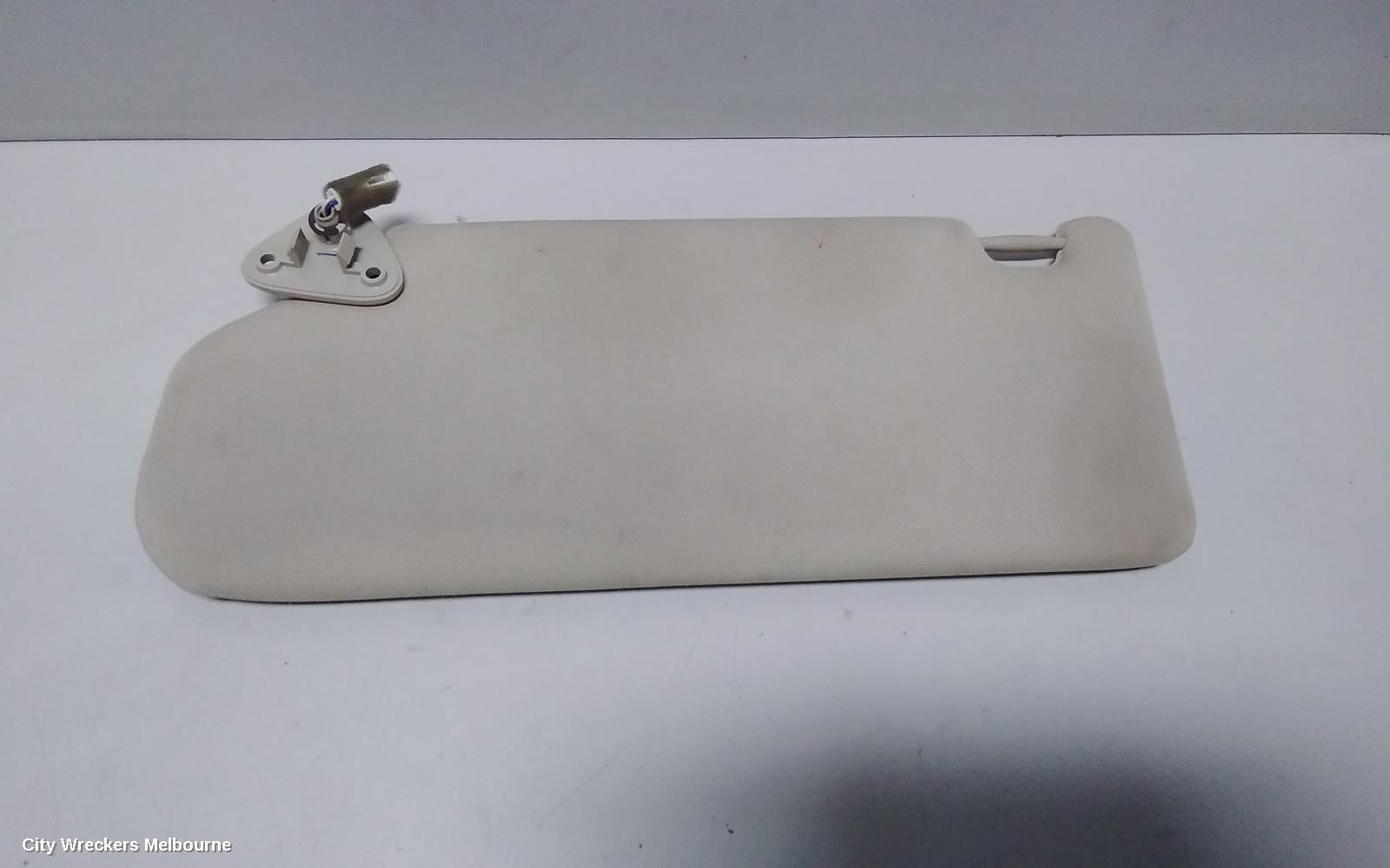 MITSUBISHI OUTLANDER SUNVISOR, ZK-ZL, RH SIDE, 04/2015 ONWARDS - Image 2