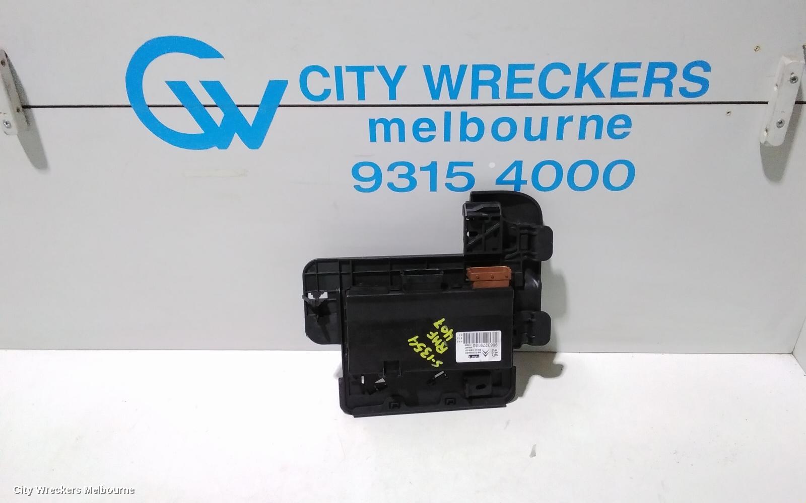 PEUGEOT 407, 09/2004 - 06/2011, 9663279180 RHF SEAT CONTROL MODULE : 81416 - Image 1