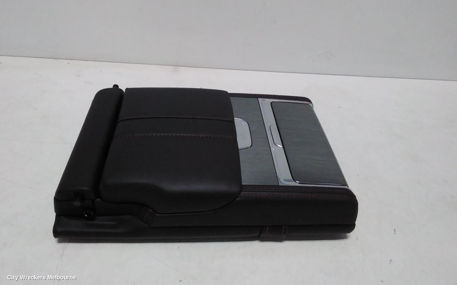 MG HS CONSOLE, SAS23, CONSOLE LID ONLY, LEATHER, BLACK, W/ RED STICHING TYPE, 08/2019 - 12/2024 - Image 1