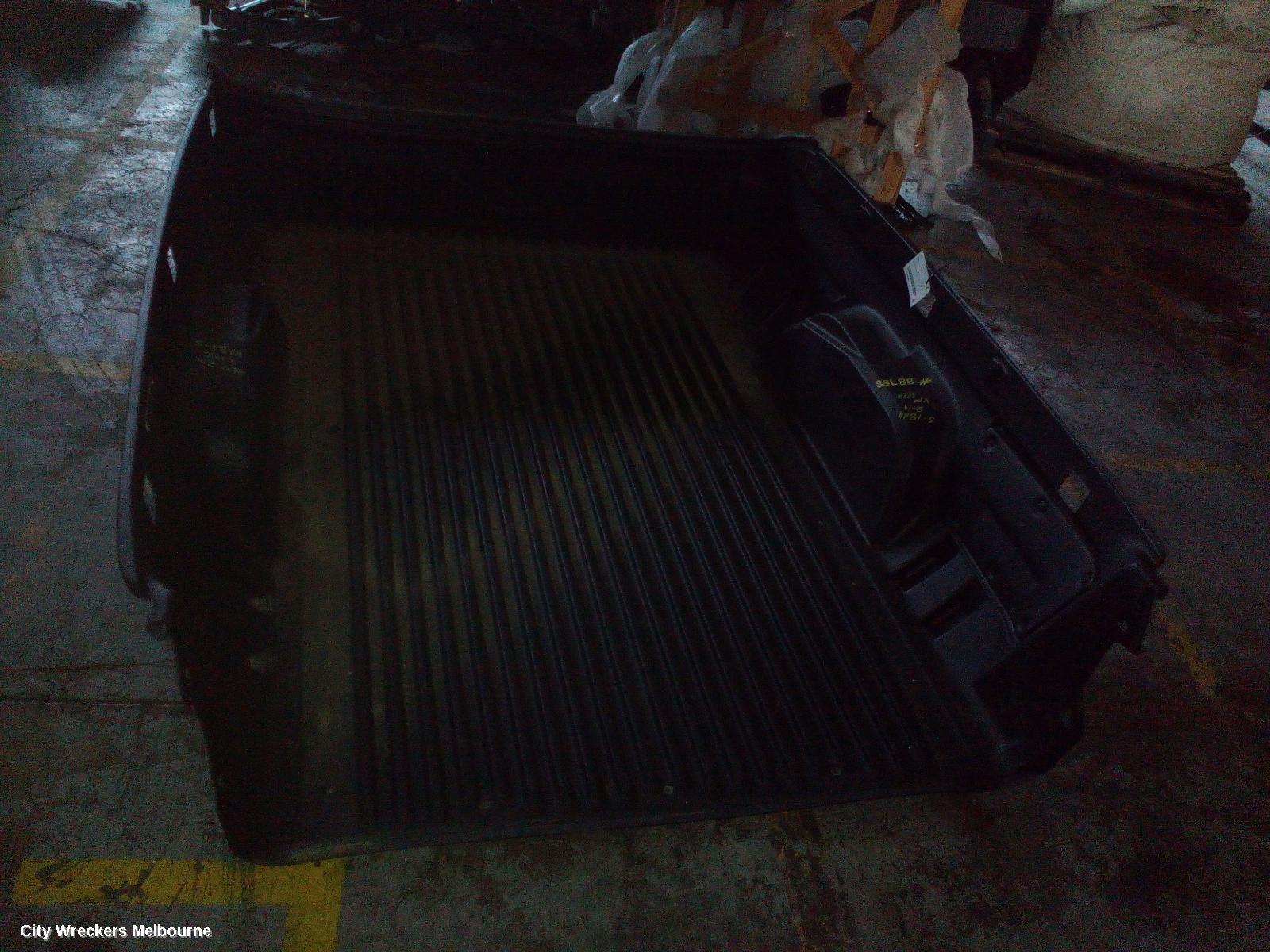 HOLDEN COMMODORE UTE BACK, VF, 05/2013 - 12/2017 - Image 2
