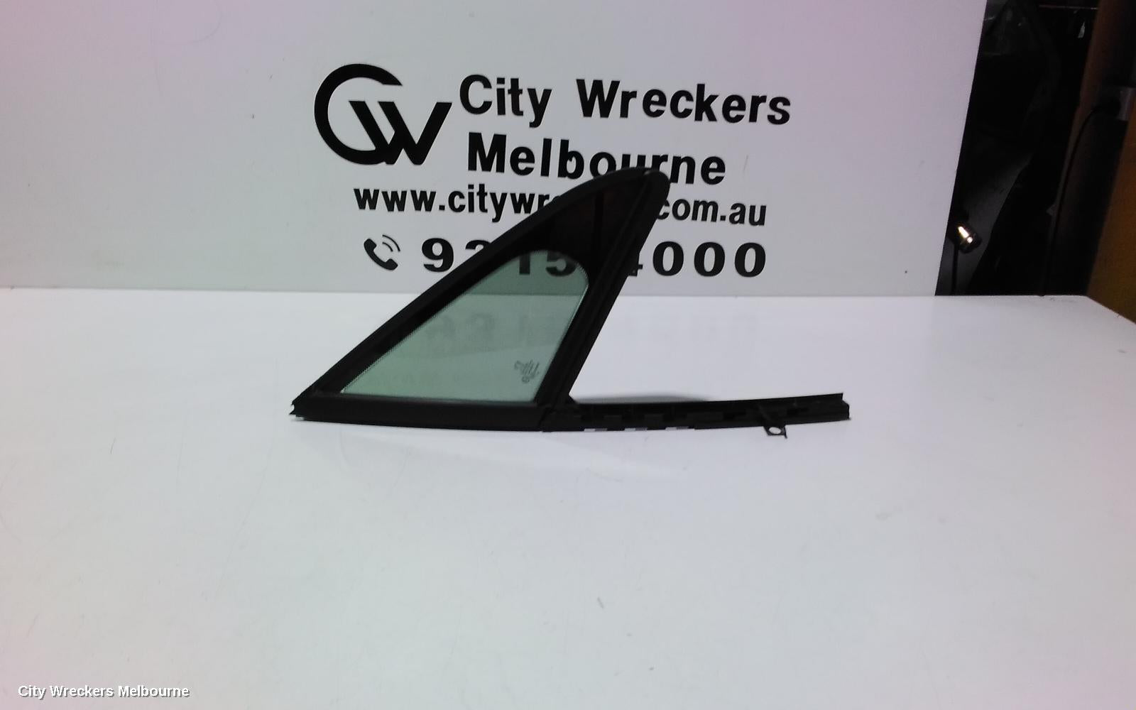 PEUGEOT 508 RIGHT FRONT 1/4 DOOR GLASS, 07/2011 - 12/2017 - Image 3