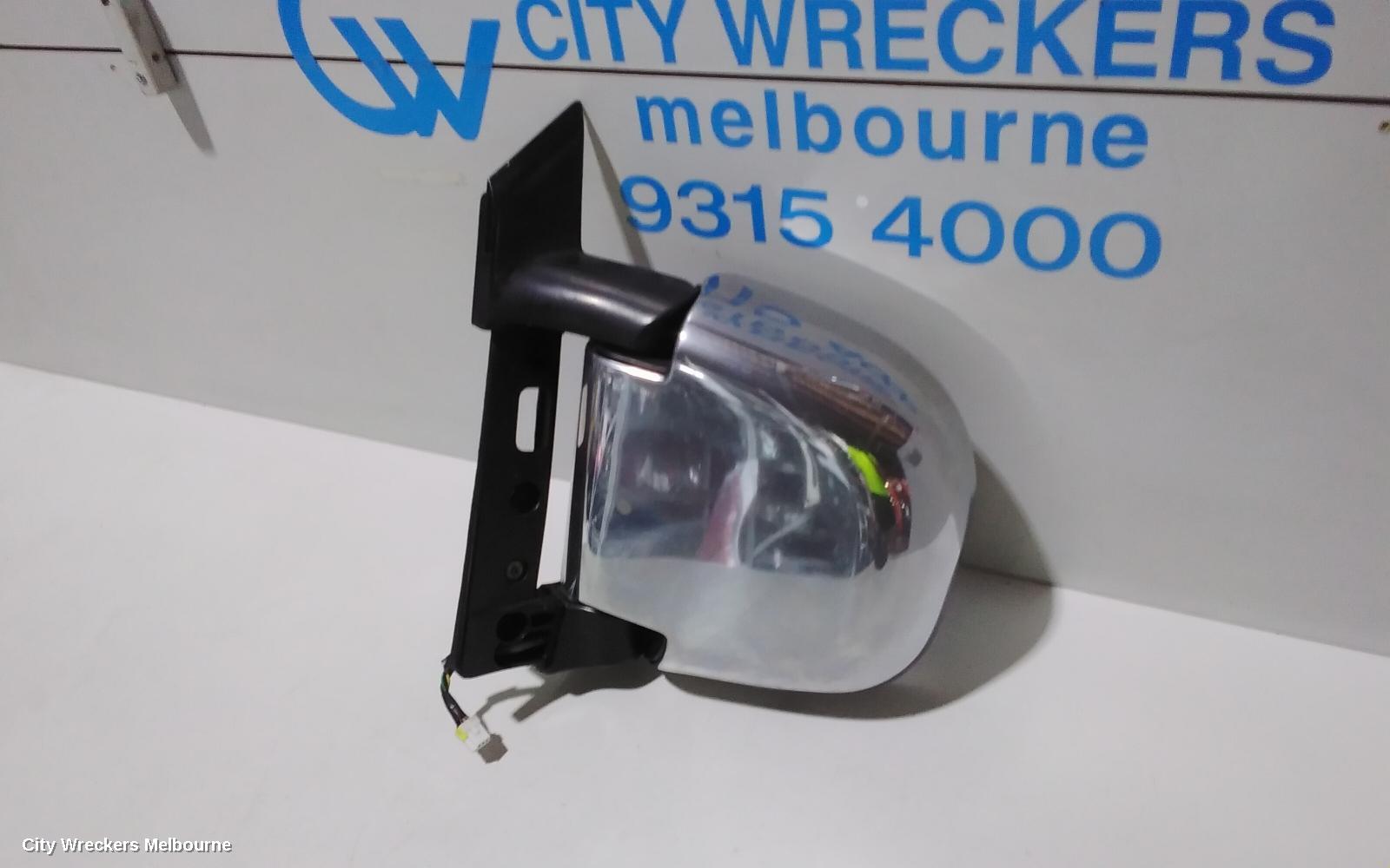 MITSUBISHI L300 LEFT DOOR MIRROR, SJ-SK, POWER, 09/1994 - 12/2013 - Image 3