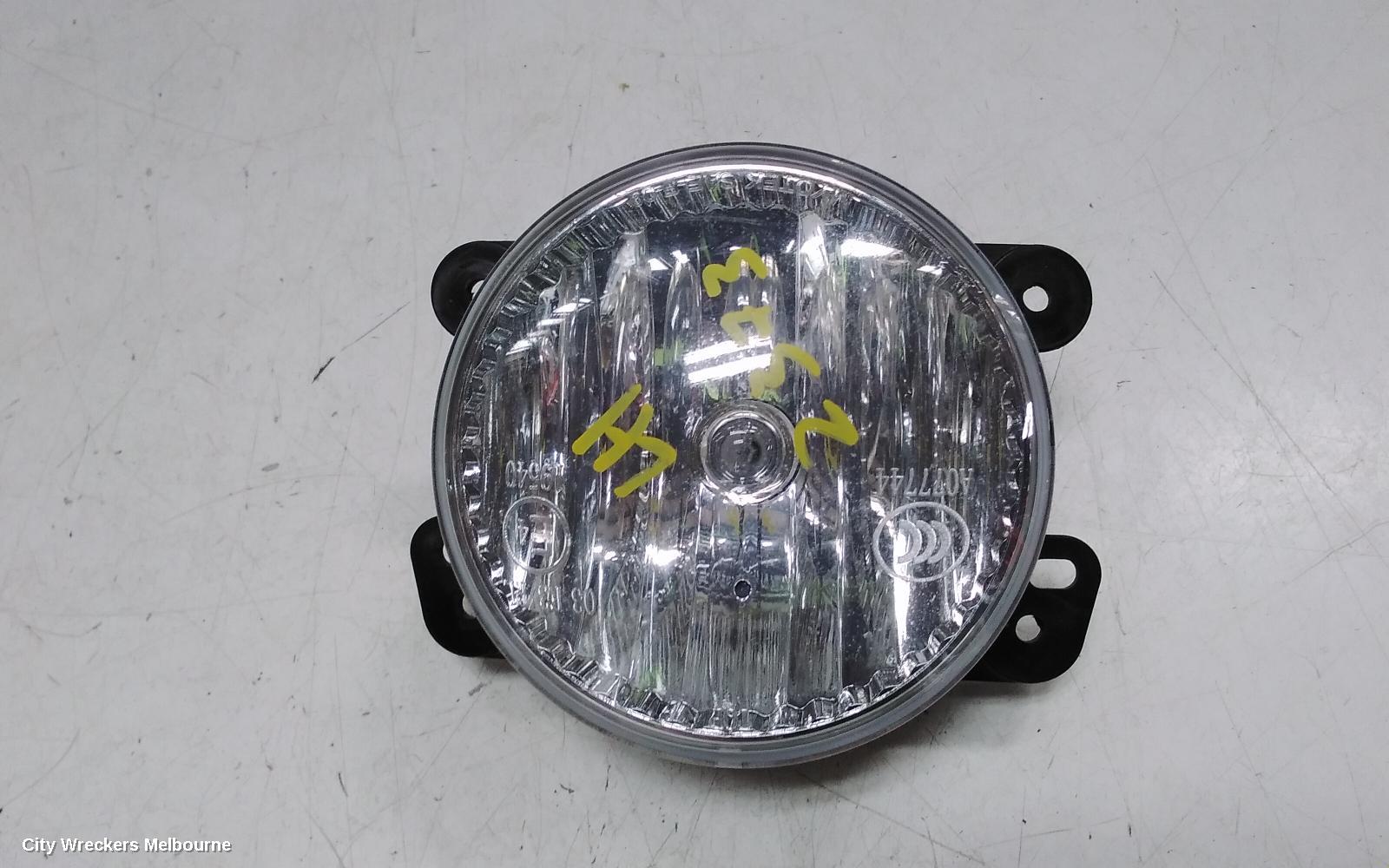 JEEP CHEROKEE LEFT INDICATOR/FOG/SIDE, BUMPER FOGLAMP, KL, TRAILHAWK, 02/2014 - 03/2018 - Image 2