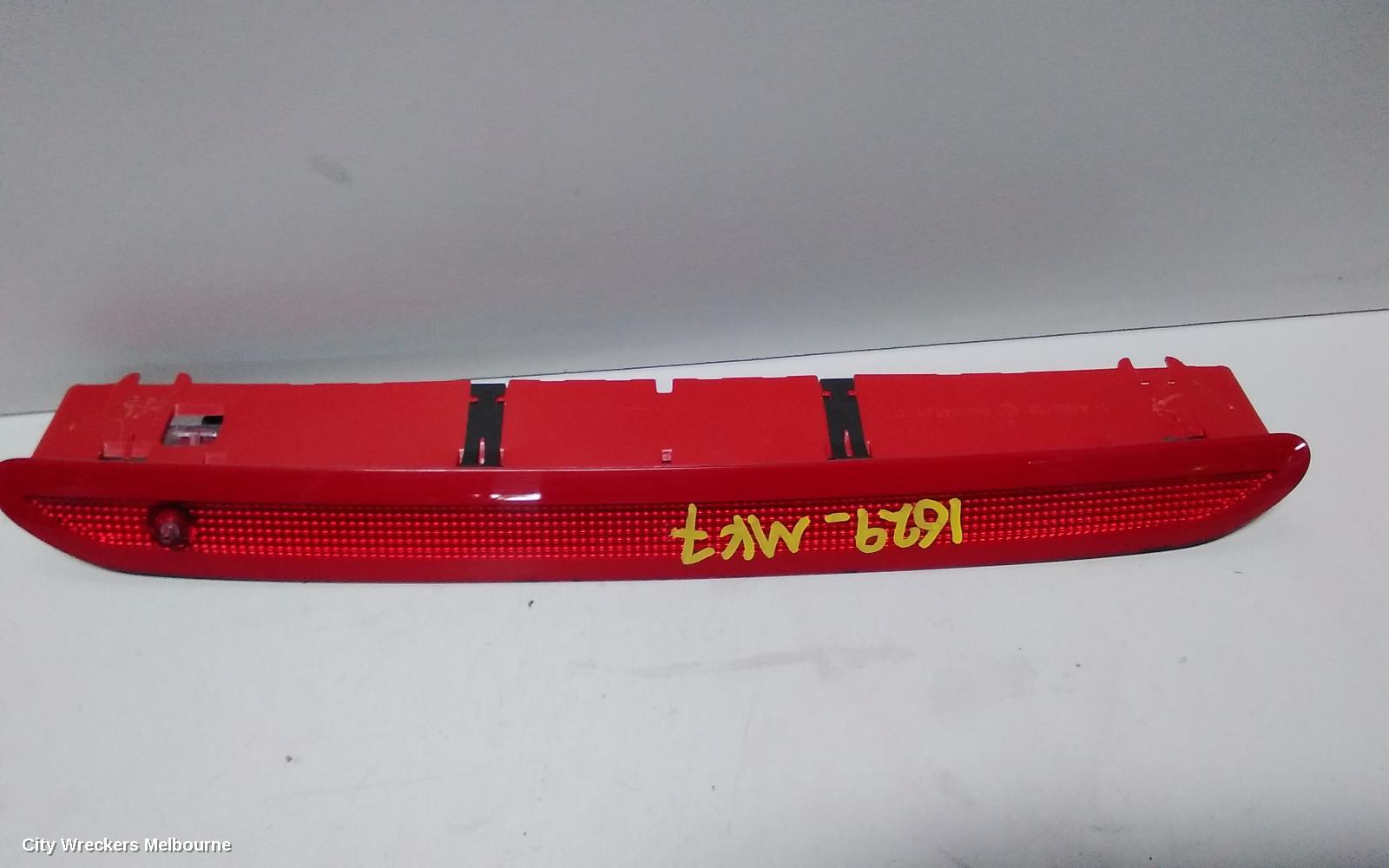 VOLKSWAGEN GOLF HIGH LEVEL STOPLIGHT, GEN 7, 11/2012 - 08/2020 - Image 2
