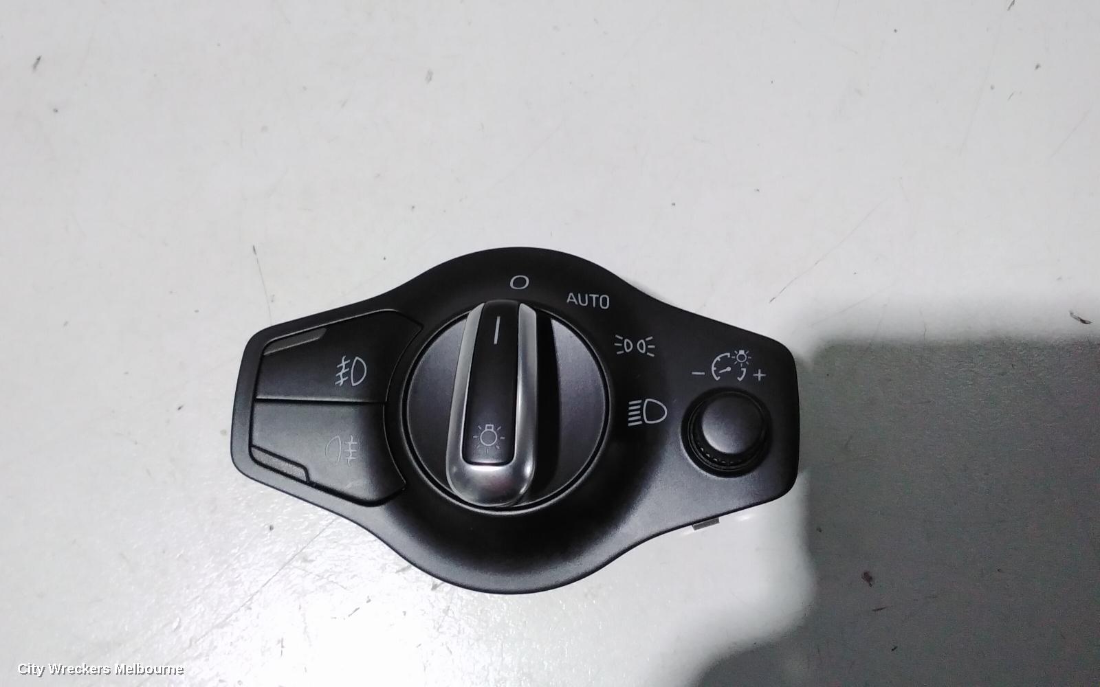AUDI Q5 COMBINATION SWITCH, HEADLAMP SWITCH, 8R, 03/2009 - 01/2017 - Image 1
