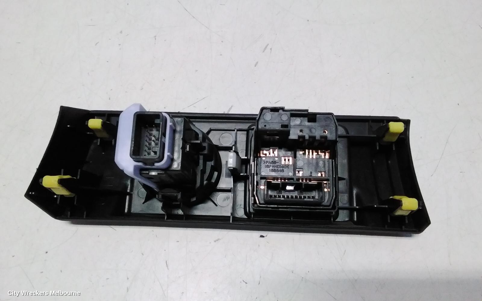TOYOTA PRADO, ENGINE START/STOP SWITCH, 150 SERIES, 4WD 08/2009 ONWARDS - Image 3