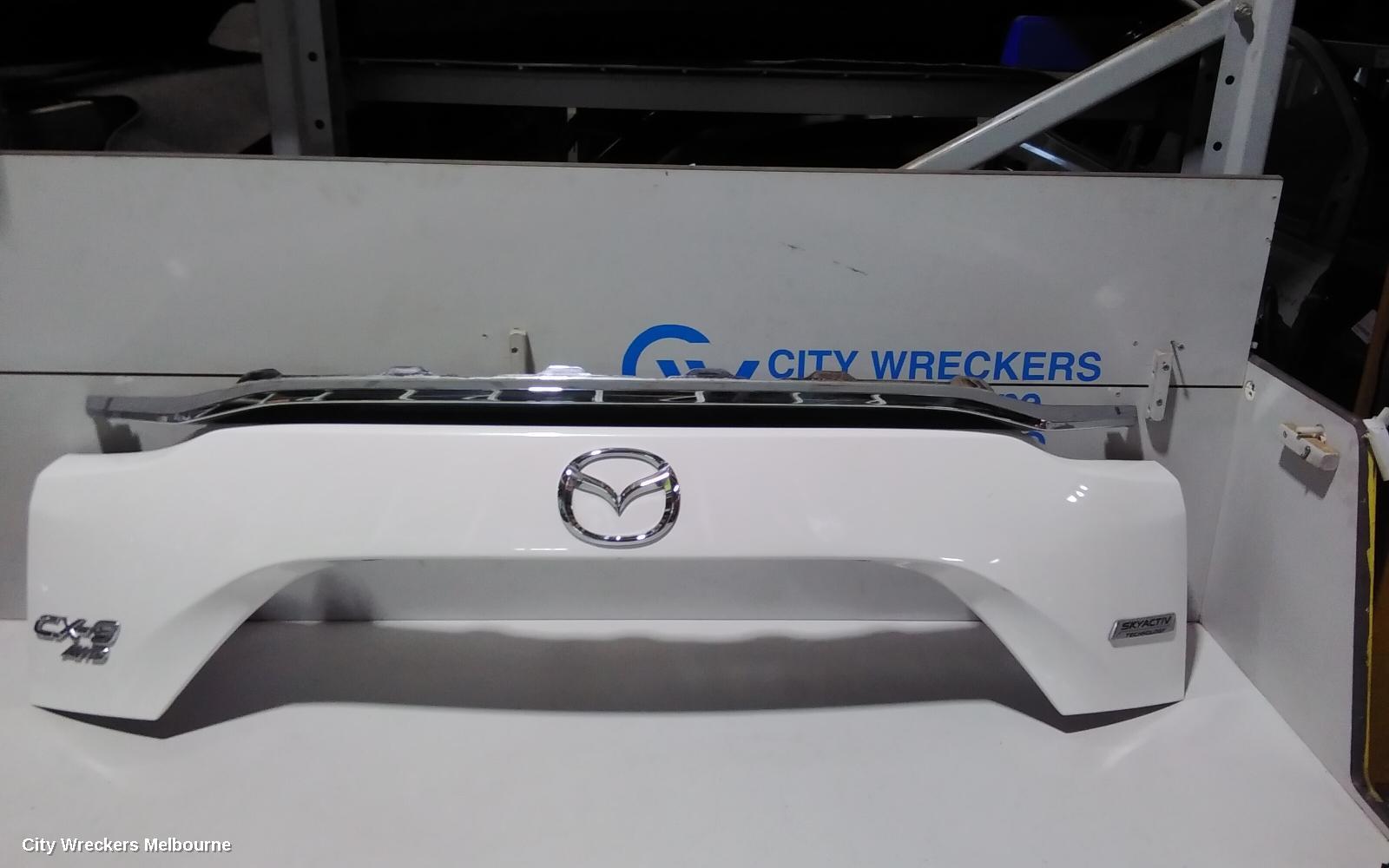 MAZDA CX9 REAR GARNISH, TAILGATE GARNISH-LOWER, COLOUR CODED, TC, 07/2016 ONWARDS - Image 2