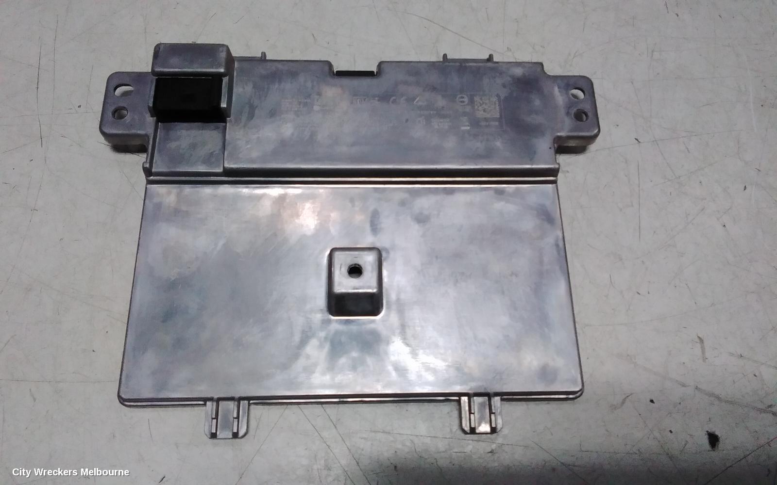 TESLA MODEL Y, 1ST GEN, 03/2022 ONWARDS, CHARGING PAD: 131335 - Image 3