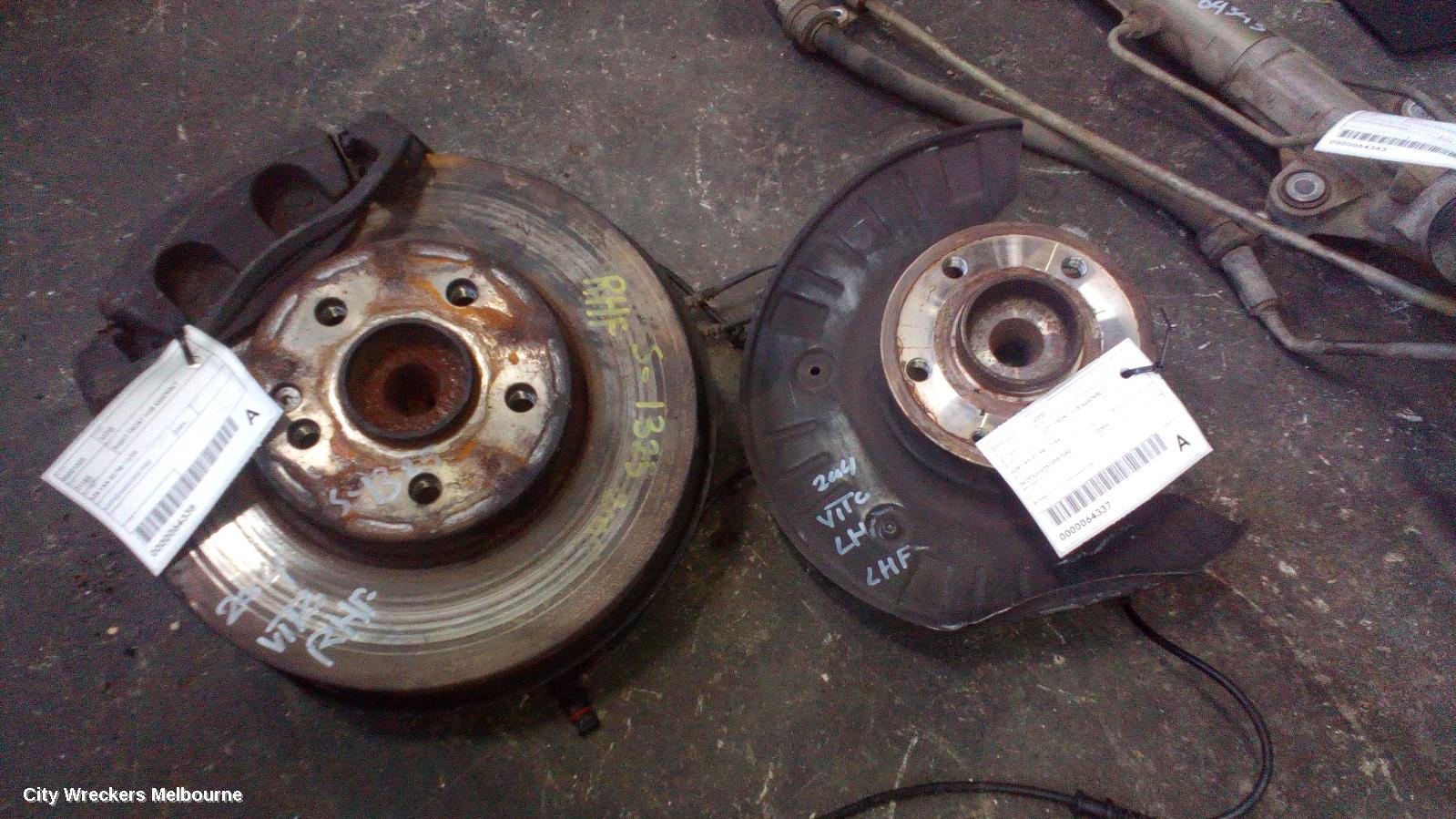 MERCEDES VITO RIGHT FRONT HUB ASSEMBLY, 638 VAN 02/1998 - 12/2004 - Image 2