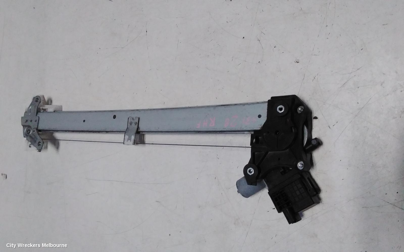 SUBARU FORESTER RIGHT FRONT WINDOW REG/MOTOR, SK, 08/2018 - 11/2024 - Image 1