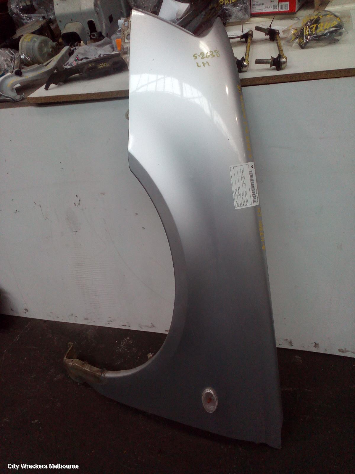 SUBARU IMPREZA LEFT GUARD, HATCH, 11/2002 - 08/2005 - Image 2