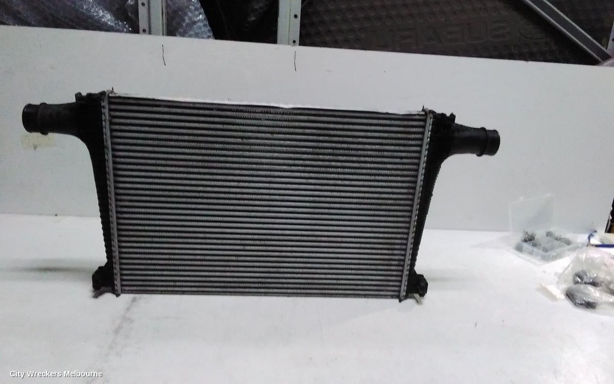 AUDI Q7 INTERCOOLER, DIESEL, 3.0, CZZA/CRTC CODE, 4M, 09/2015 - 03/2020 - Image 2