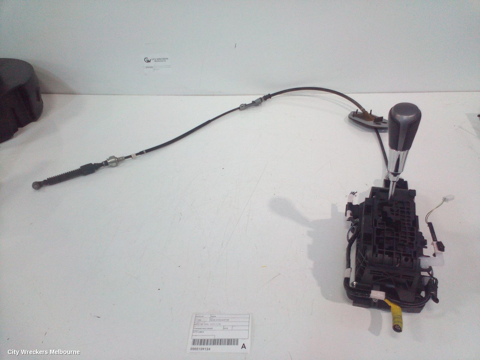 TOYOTA RAV4 GEAR STICK/SHIFTER, AUTO T/M, XA40, 12/2012 - 11/2018 - Image 2