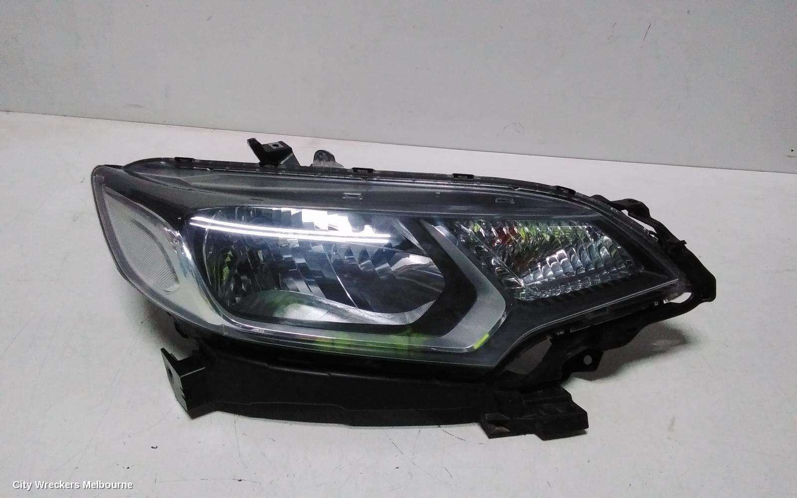 HONDA JAZZ RIGHT HEADLAMP, GK/GF, HALOGEN TYPE, 08/2017 - 12/2020 - Image 1