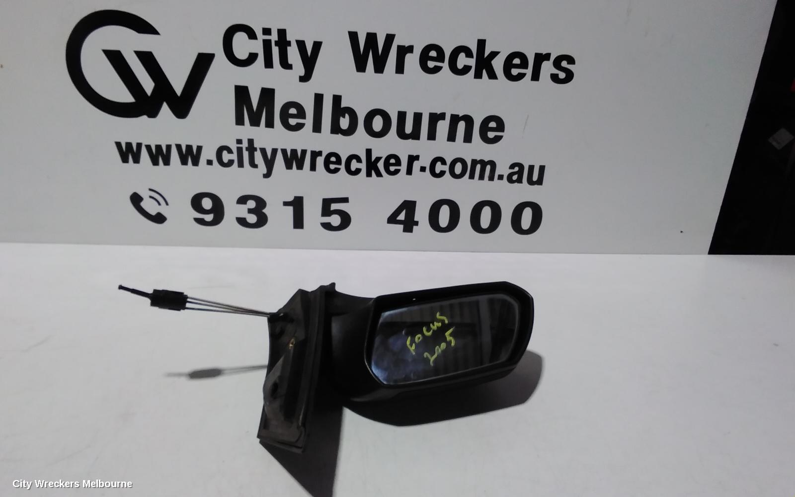 FORD FOCUS LEFT DOOR MIRROR, LR, MAN, 01/2001 - 06/2005 - Image 1