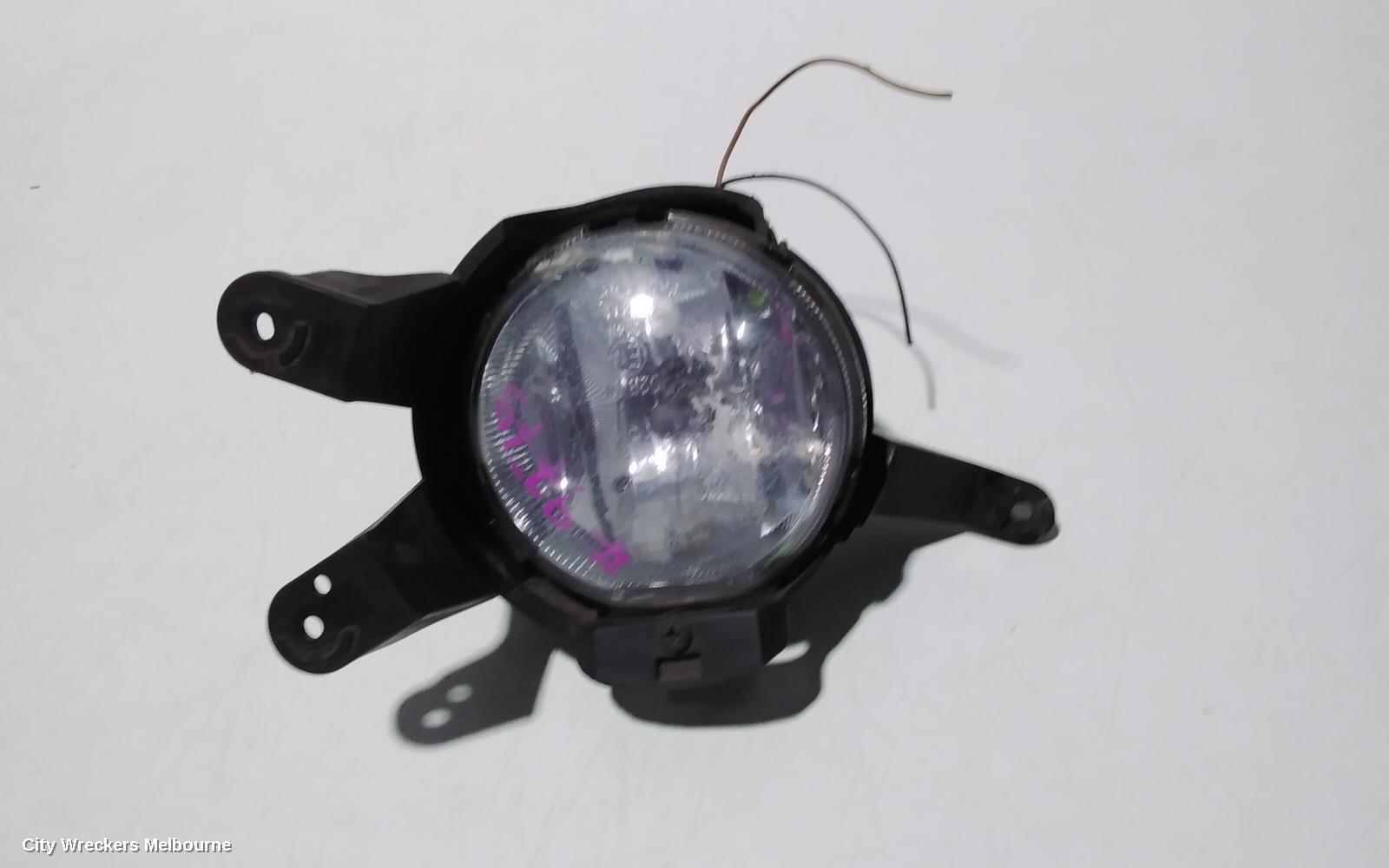 HOLDEN CRUZE RIGHT INDICATOR/FOG/SIDE, BUMPER FOGLAMP, JG-JH, 03/2009 - 12/2014 - Image 2