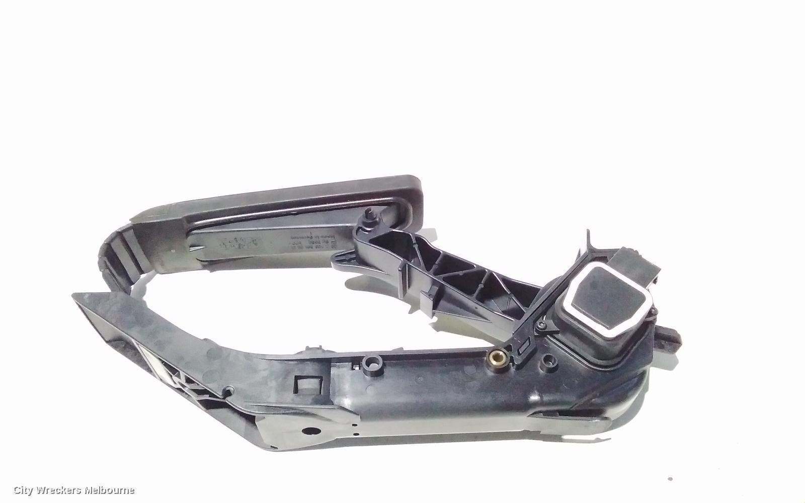 MERCEDES CLC CLASS PEDAL ASSEMBLY, CL203 08/2008 - 03/2011 - Image 2
