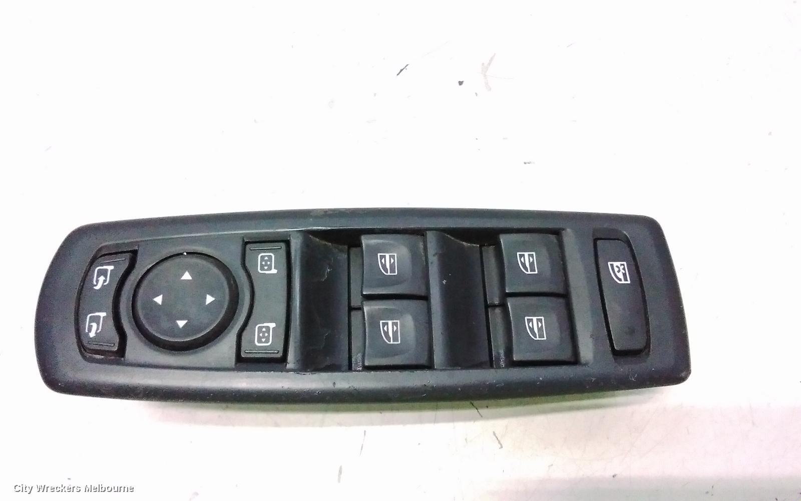 RENAULT MEGANE PWR DR WIND SWITCH, LH REAR/RH REAR, X32/X95/K95, 5DR HATCH/WAGON, 09/2010 - 05/2016 - Image 2
