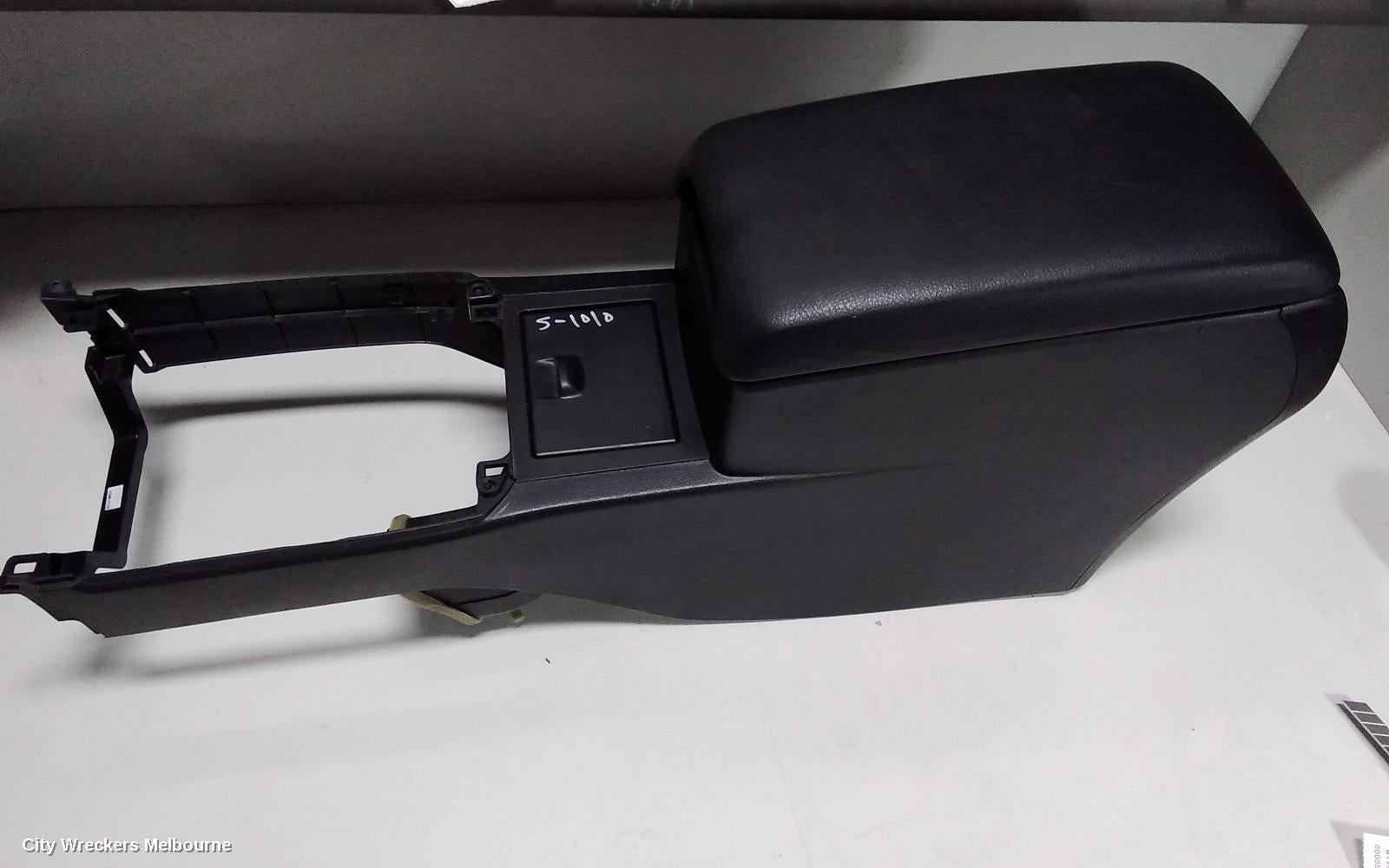TOYOTA CAMRY CONSOLE, ASV50/AVV50, BLACK TRIM TYPE, 12/2011 - 10/2017 - Image 3