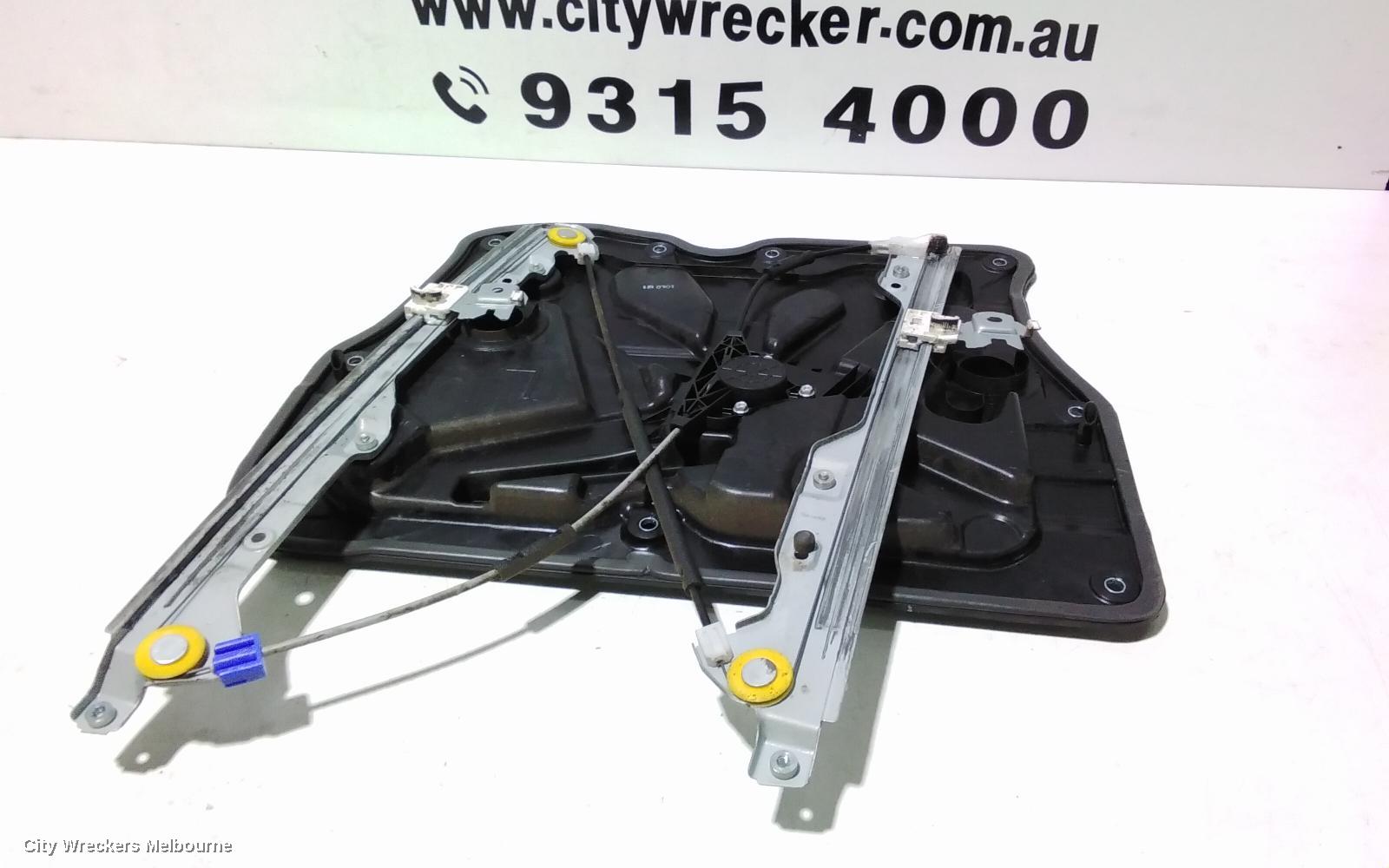 NISSAN XTRAIL LEFT FRONT WINDOW REG/MOTOR, T31, POWER, 09/2007 - 12/2013 - Image 3