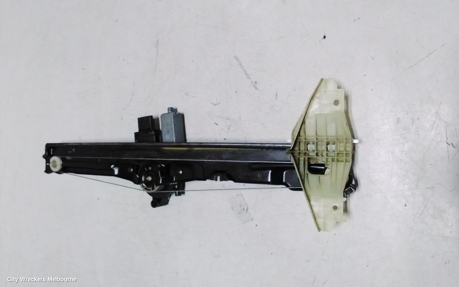 PEUGEOT EXPERT RIGHT FRONT WINDOW REG/MOTOR, K0, 04/2018 ONWARDS - Image 2