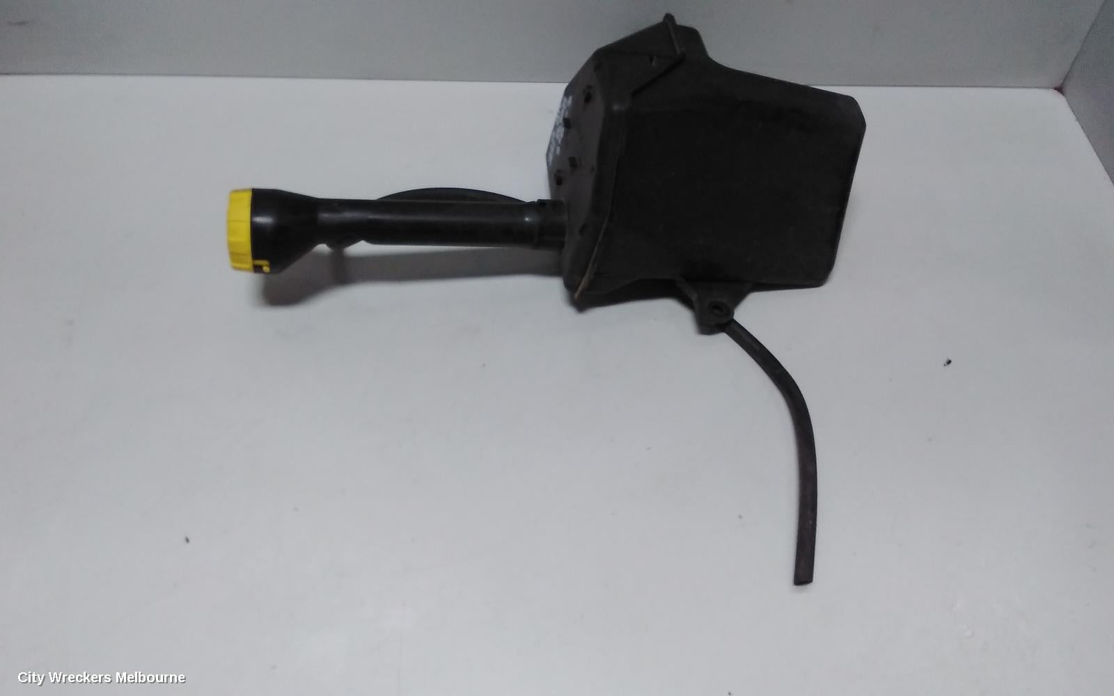 HOLDEN COMMODORE WASHER BOTTLE, VE, SEDAN/UTE , 08/2006 - 04/2013 - Image 2
