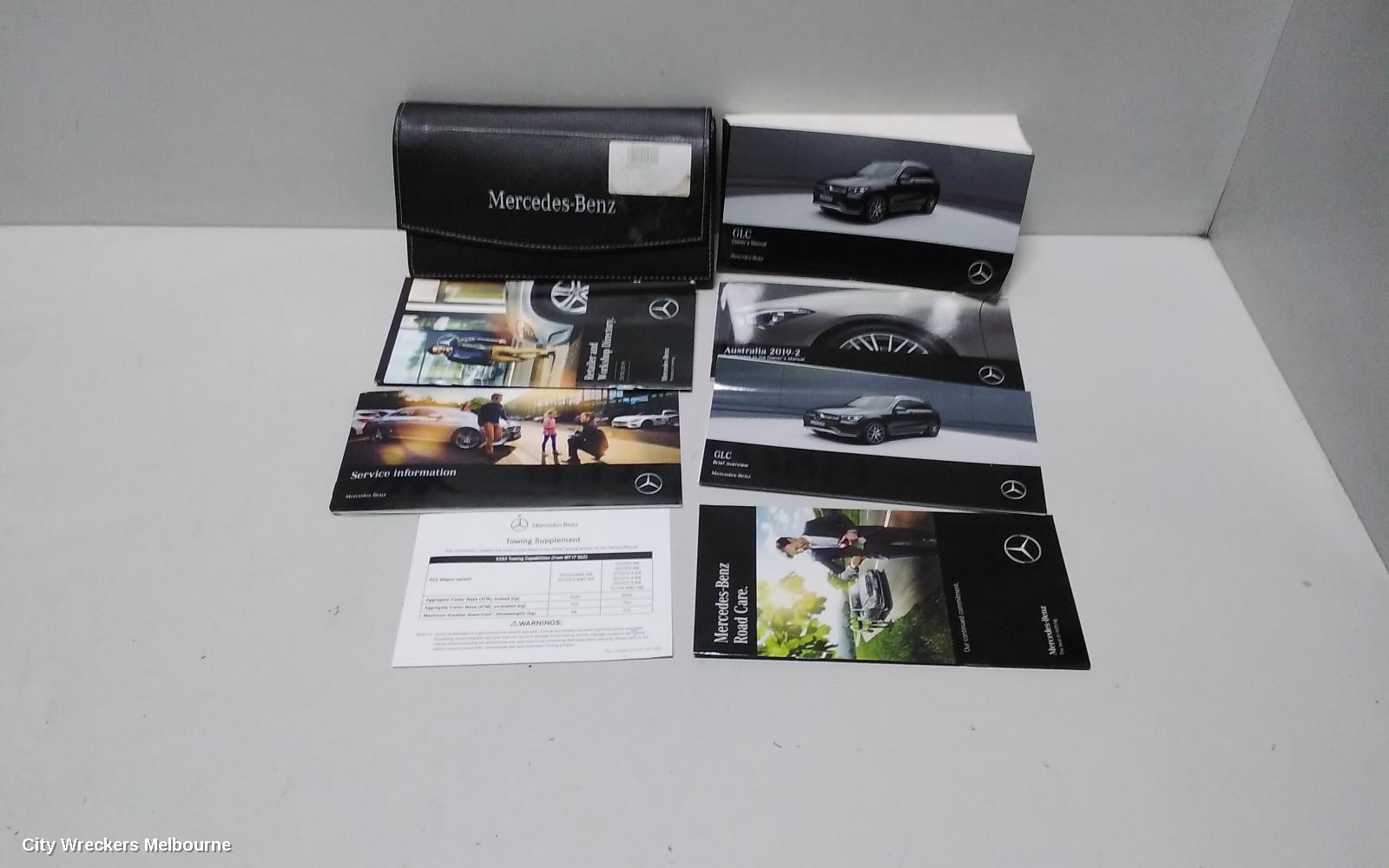 BMW 5 SERIES OWNERS HANDBOOK, E60, DIESEL, 10/2003 - 04/2010 - Image 1