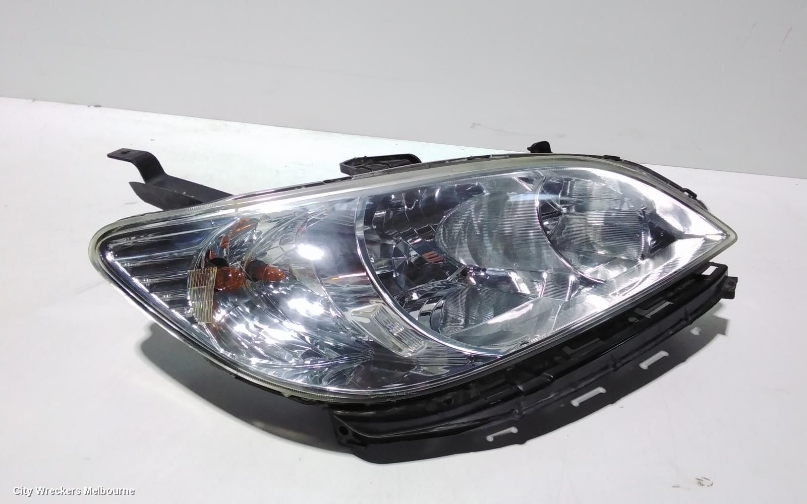 HONDA CIVIC RIGHT HEADLAMP, 7TH GEN, SEDAN, 02/2004 - 12/2005 (AUST TYPE) - Image 3