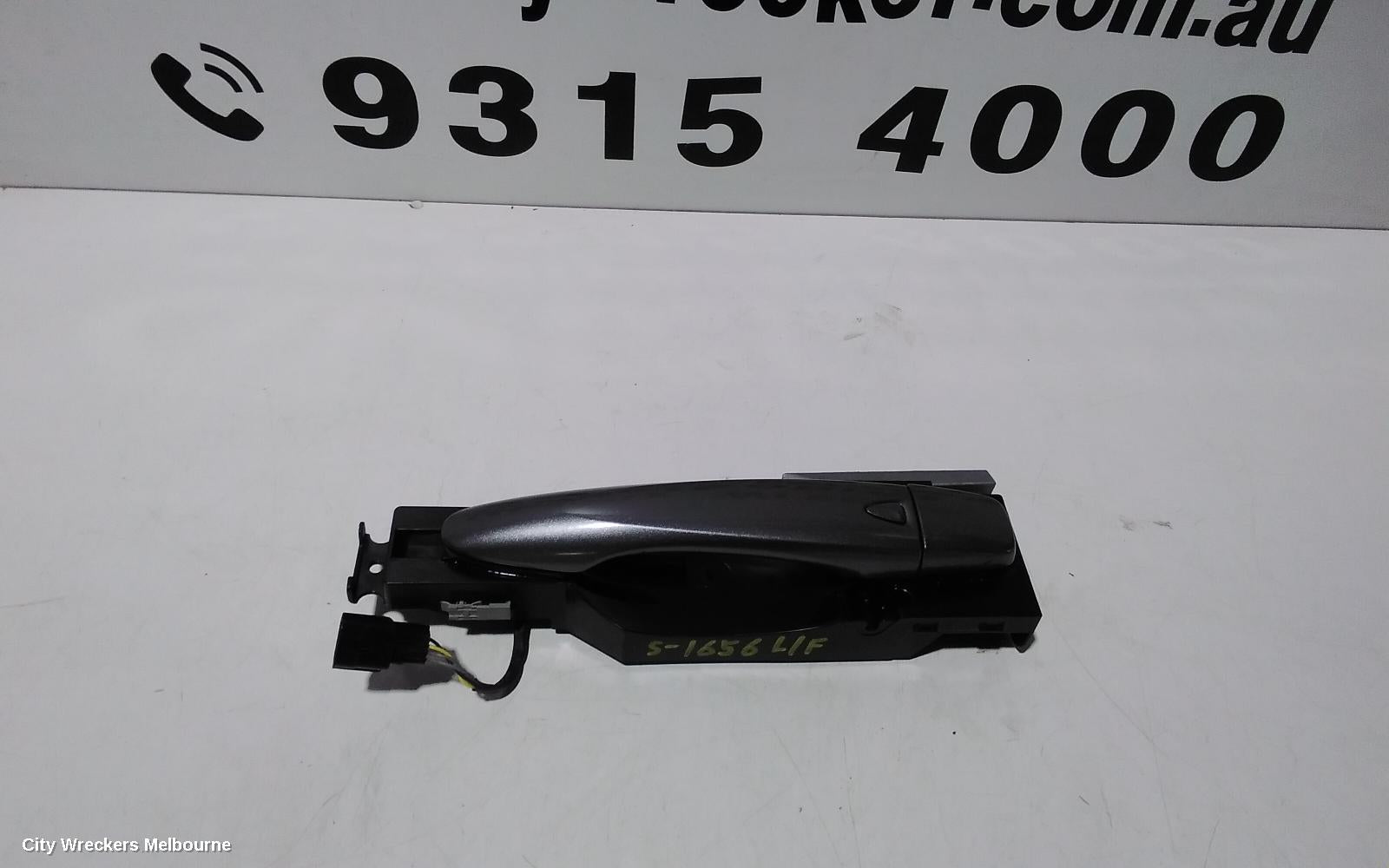 NISSAN QASHQAI DOOR HANDLE, LH FRONT, OUTER, J11, 06/2014 - 07/2021 - Image 3