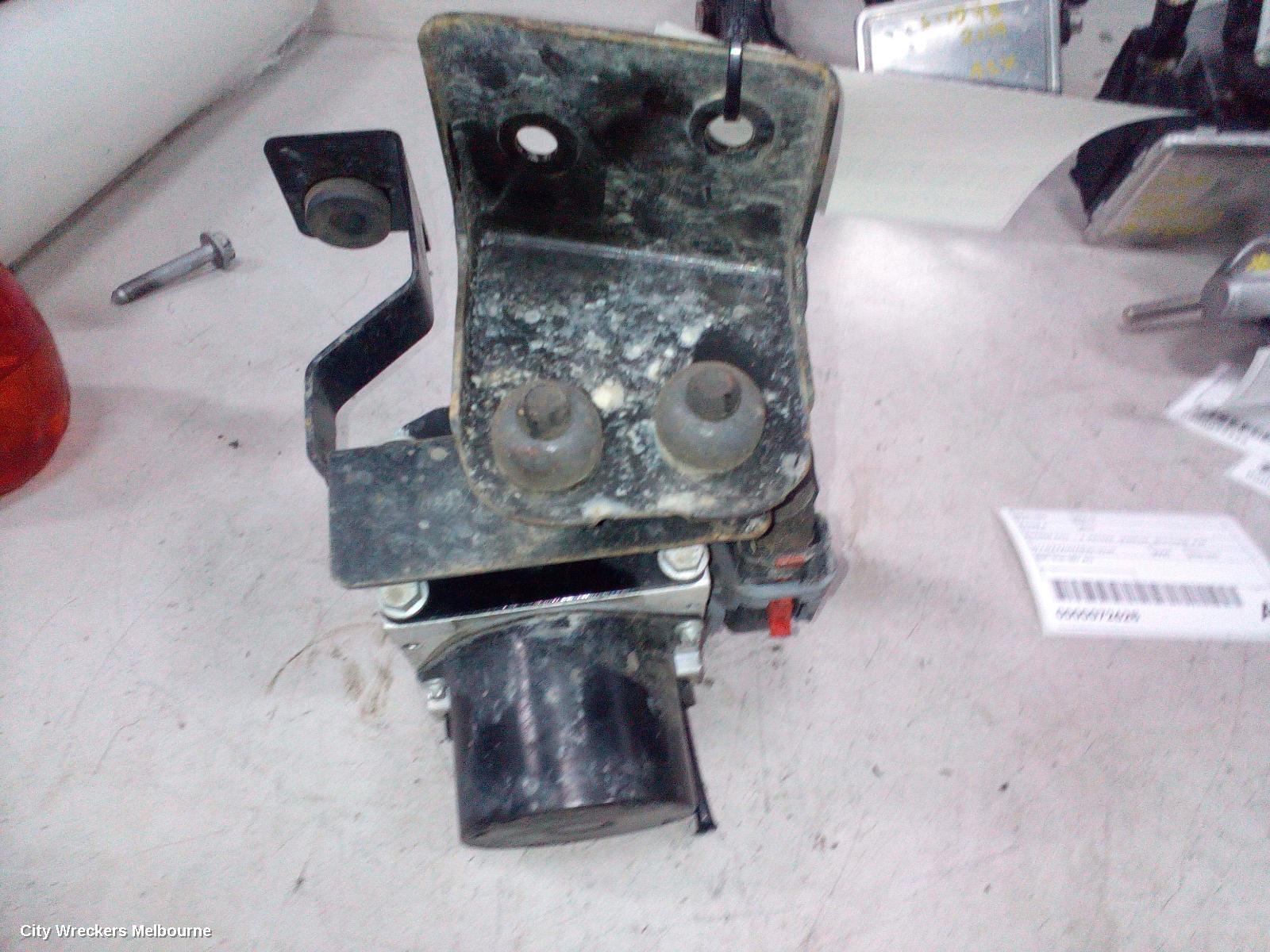 VOLKSWAGEN POLO ABS PUMP/MODULATOR, 9N, P/N 6Q0907379AF, 07/2002 - 04/2010 - Image 3