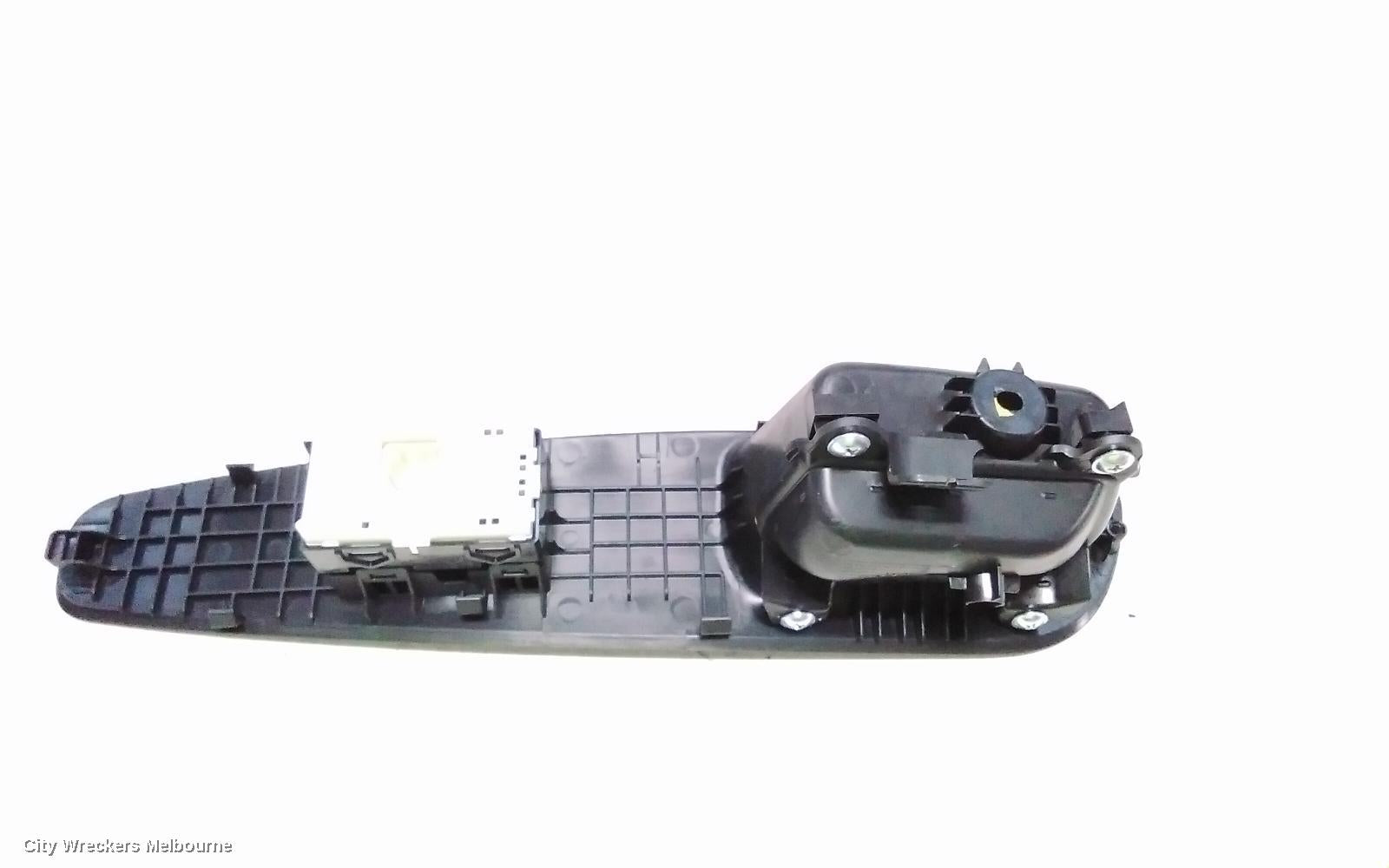 HYUNDAI SANTA FE PWR DR WIND SWITCH, LH FRONT, NON SEAT WARMER TYPE, TM, 10/2020 ONWARDS - Image 3
