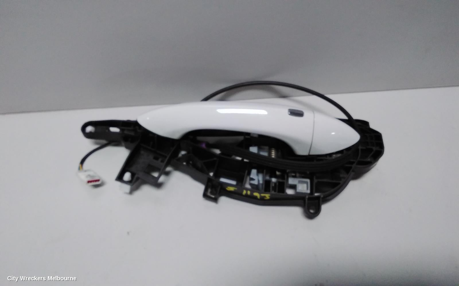 HOLDEN COMMODORE DOOR HANDLE, OUTER, LH FRONT, COLOUR CODED, ZB, 10/2017 - 12/2020 - Image 3