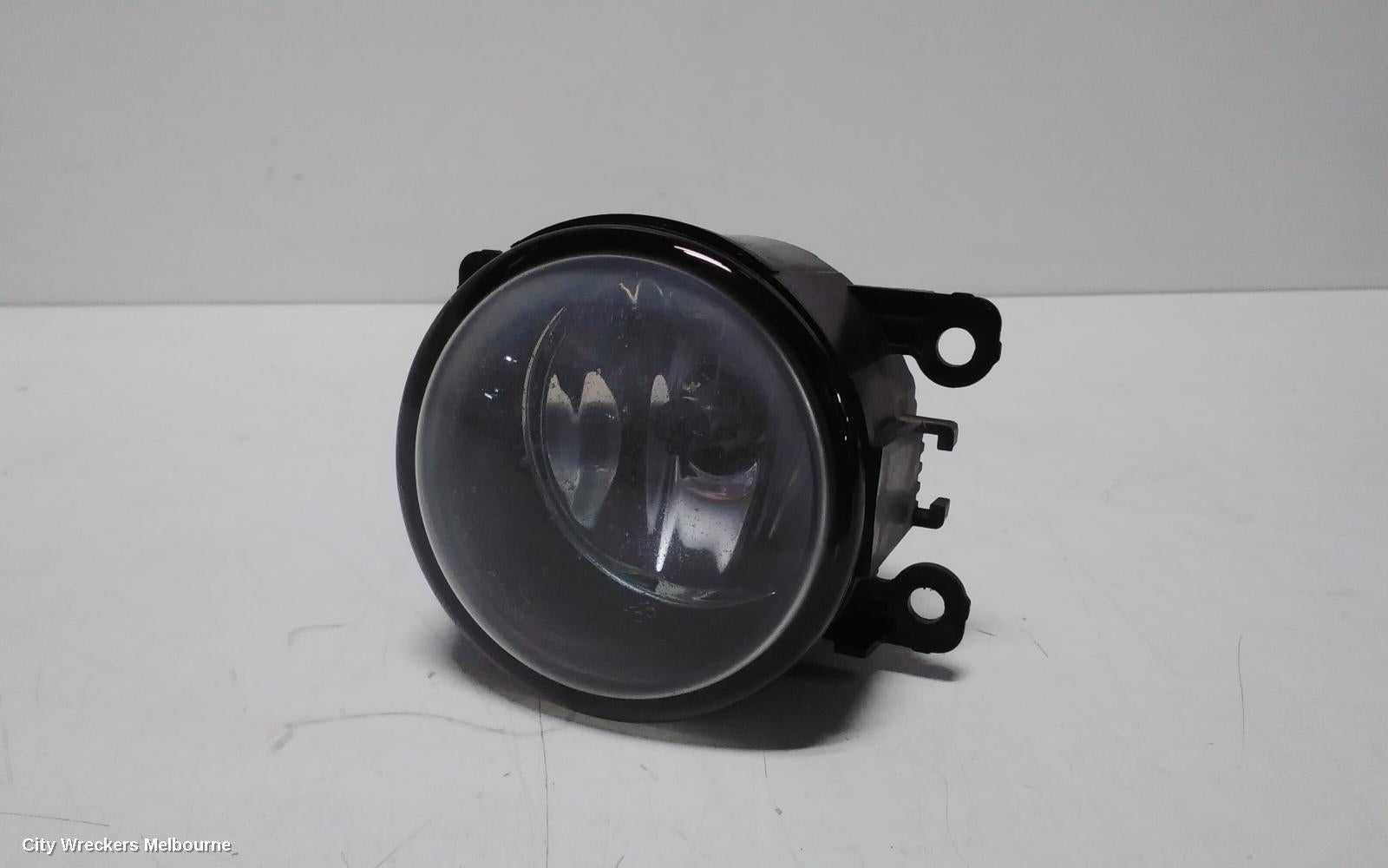 HOLDEN COMMODORE LEFT INDICATOR/FOG/SIDE, BUMPER FOGLAMP, VE, 08/2006 - 08/2010 - Image 2