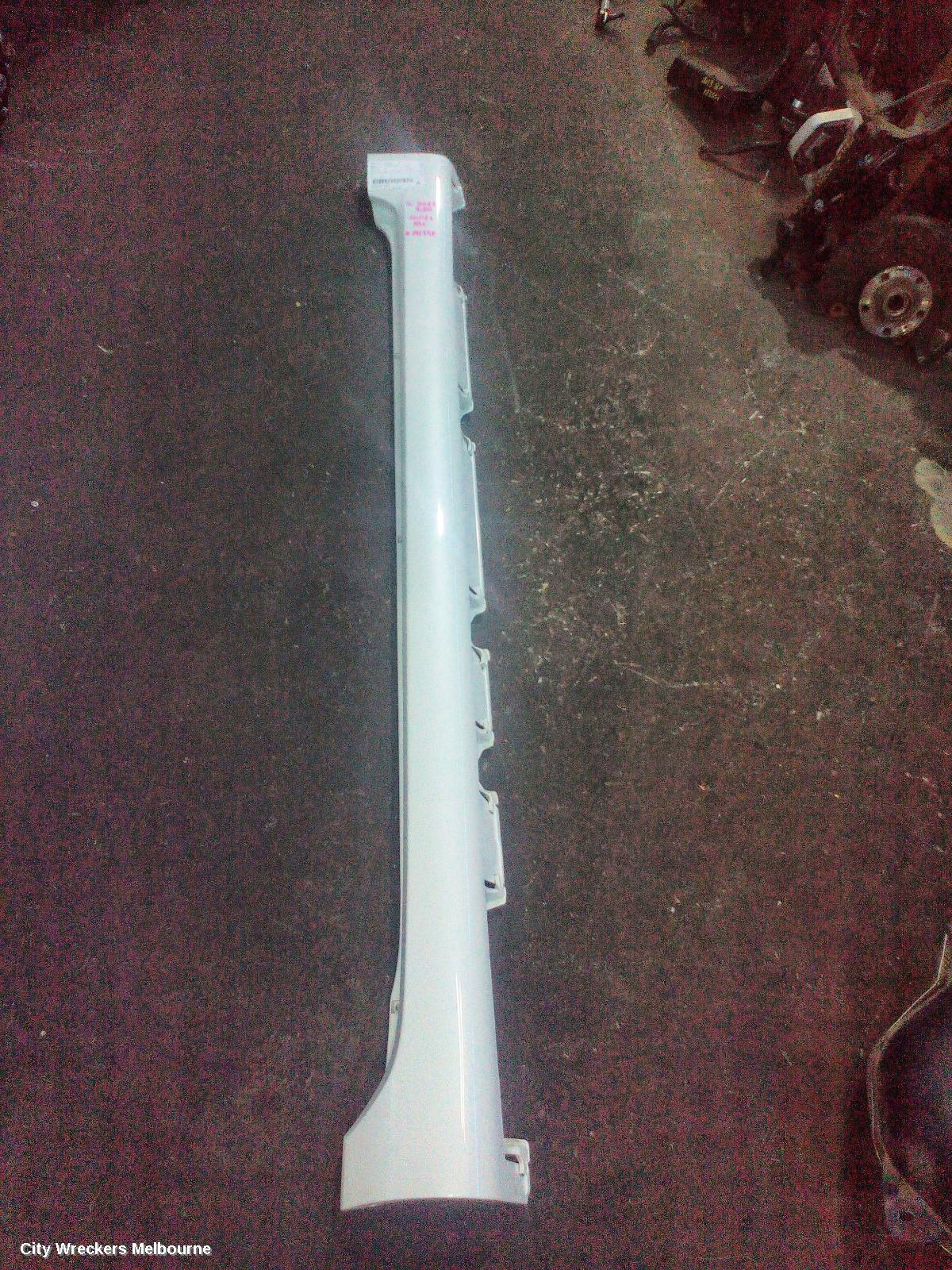 SUZUKI SWIFT SIDE STEP/SKIRT, UZ, 12/2023 ONWARDS - Image 2