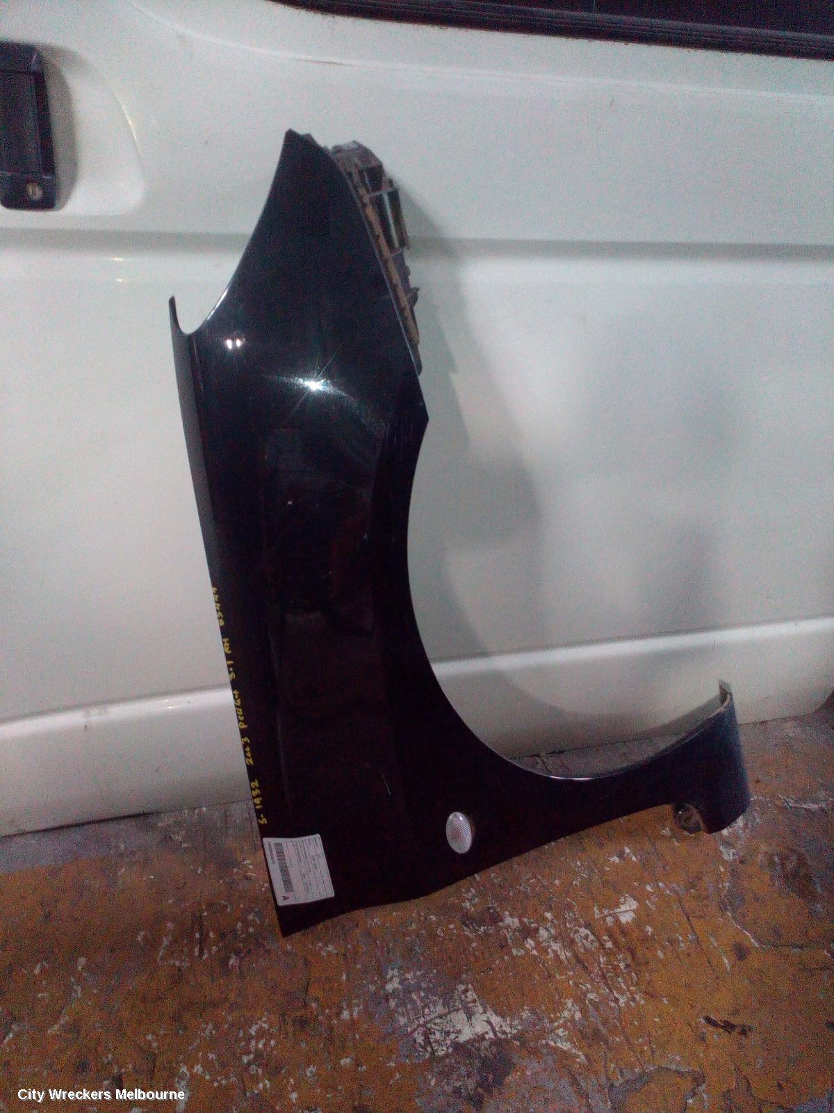 PEUGEOT 307 RIGHT GUARD, T5, HATCH/WAGON, 12/2001 - 09/2005 - Image 1