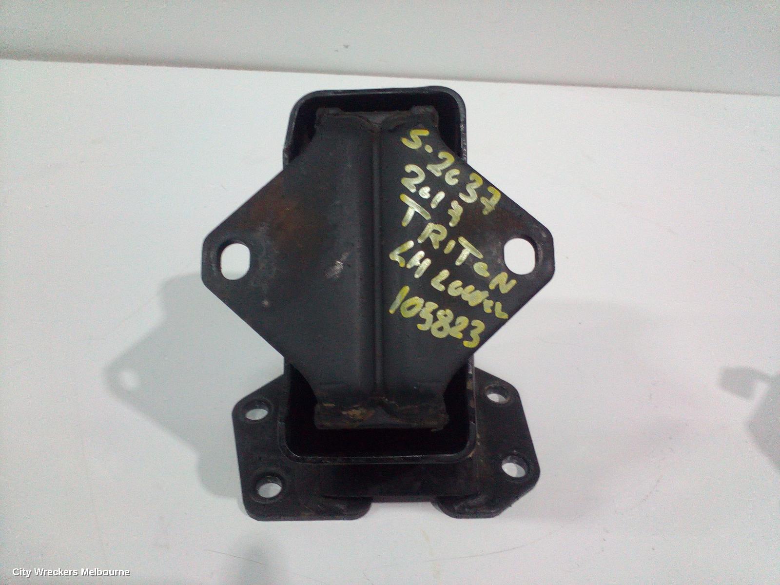 MITSUBISHI TRITON MOUNT, MQ-MR, 03/2015 - 10/2023 - Image 1