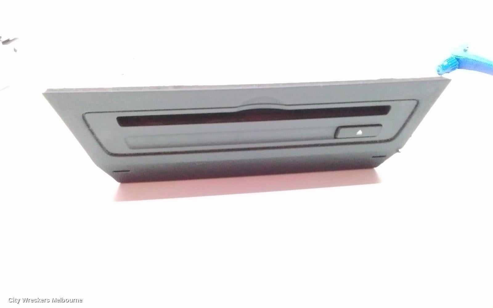 MAZDA CX3 RADIO/CD/DVD/SAT/TV, DISPLAY UNIT, DK, 03/2015 ONWARDS - Image 2
