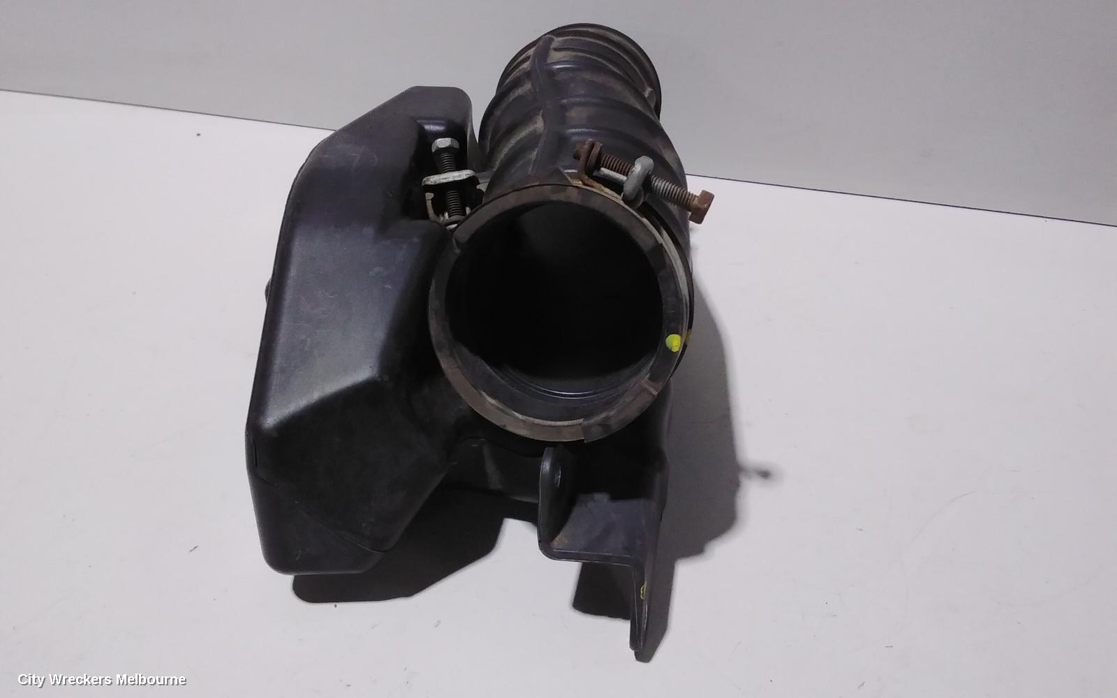 TOYOTA HIACE, TRH/KDH 03/2005 - 04/2019, HOSE GOING TO AIR FILTER BOX (REFER TO PHOTOS): 79709 - Image 3