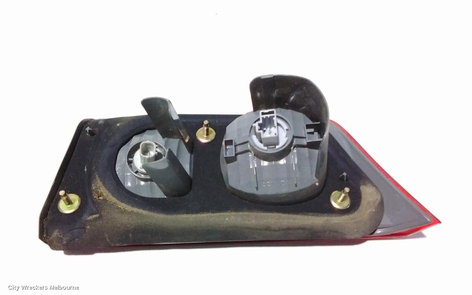 HONDA ACCORD REAR GARNISH, BOOTLID LAMP (LH SIDE), 7TH GEN, CL/EURO (VIN JHMCL), 12/2005 - 03/2008 - Image 3