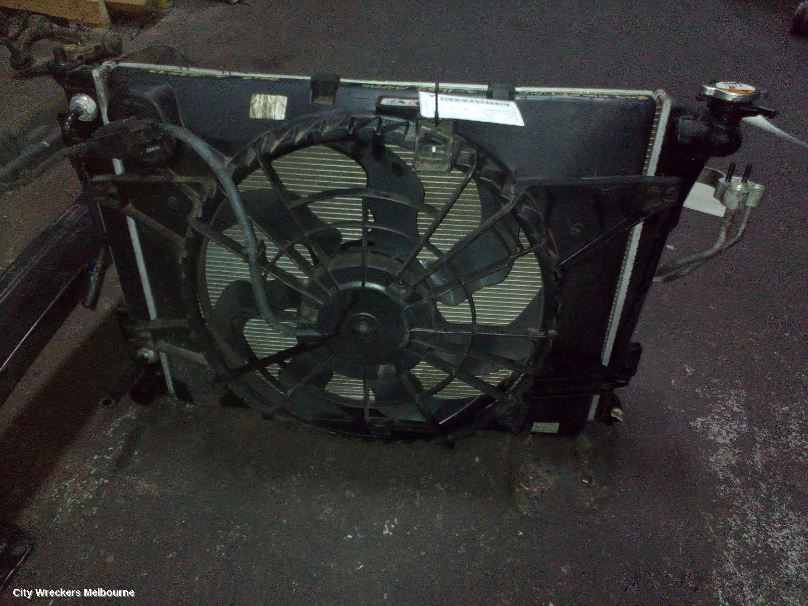 KIA OPTIMA RADIATOR, AUTO, 2.4, PETROL, TF, G4KJ, 01/2011 - 10/2015 - Image 2