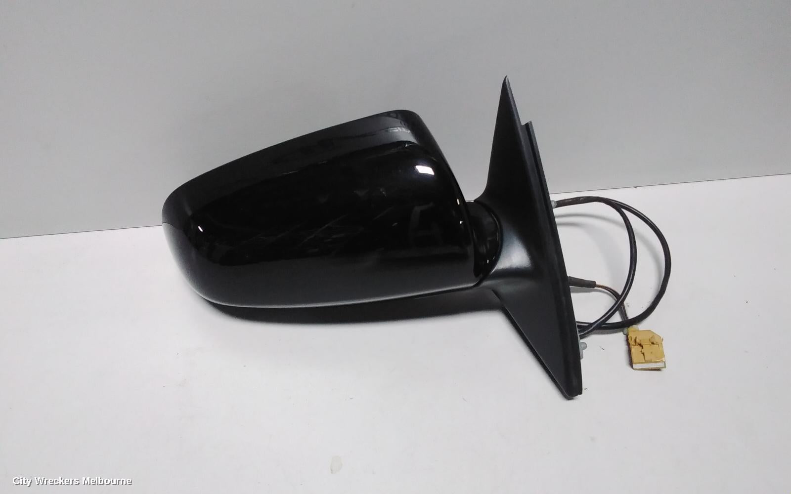 AUDI A4 RIGHT DOOR MIRROR, B7 (A4), POWER, SEDAN/WAGON, NON MEMORY TYPE, 08/2004 - 09/2008 - Image 3