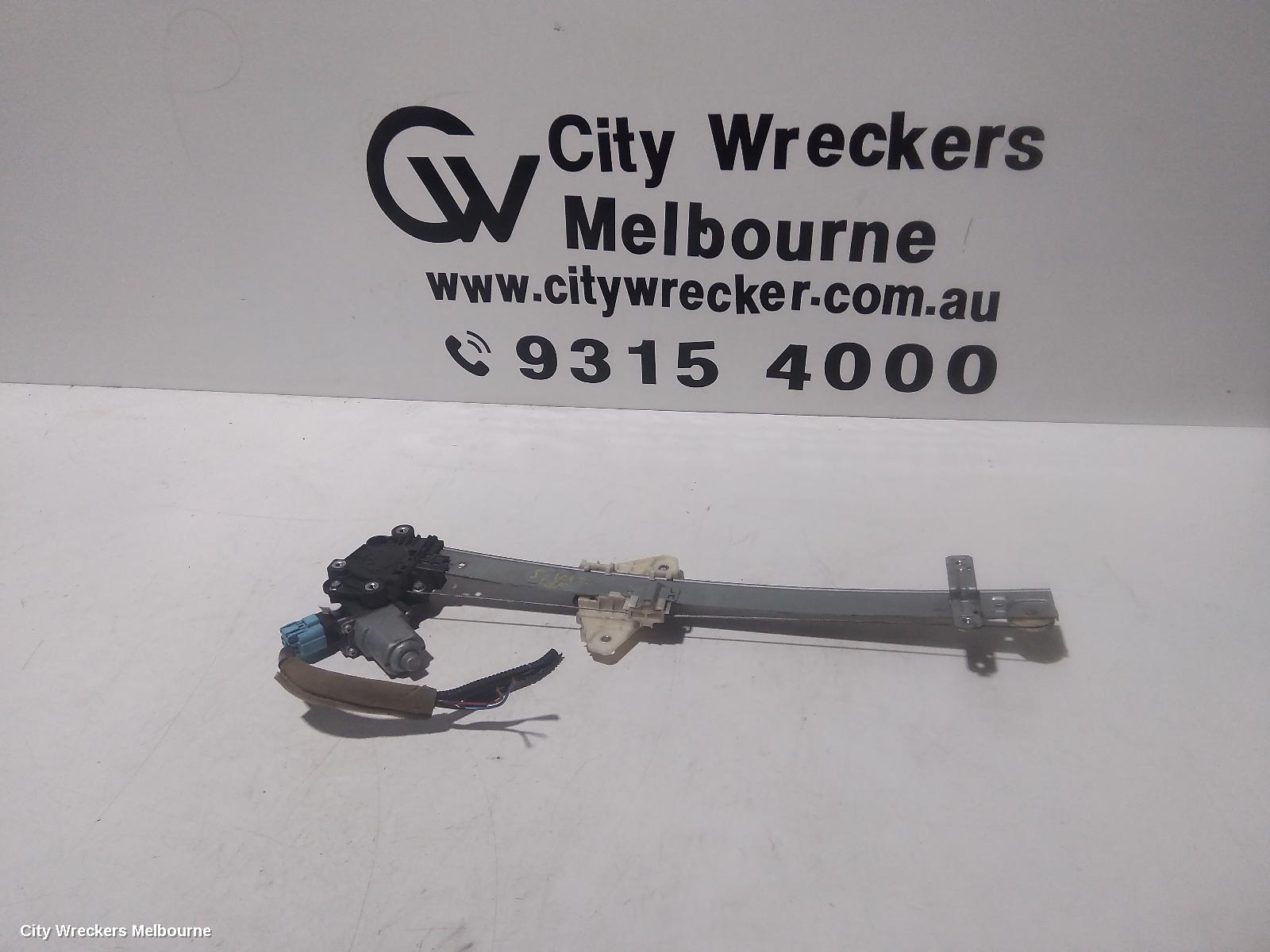 SUBARU IMPREZA LEFT FRONT WINDOW REG/MOTOR, G4, POWER, 12/2011 - 10/2016 - Image 1